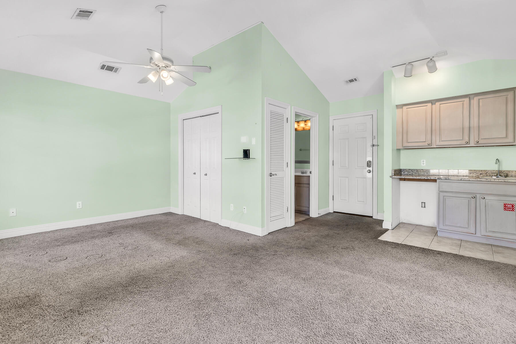 Crystal Shores - Residential