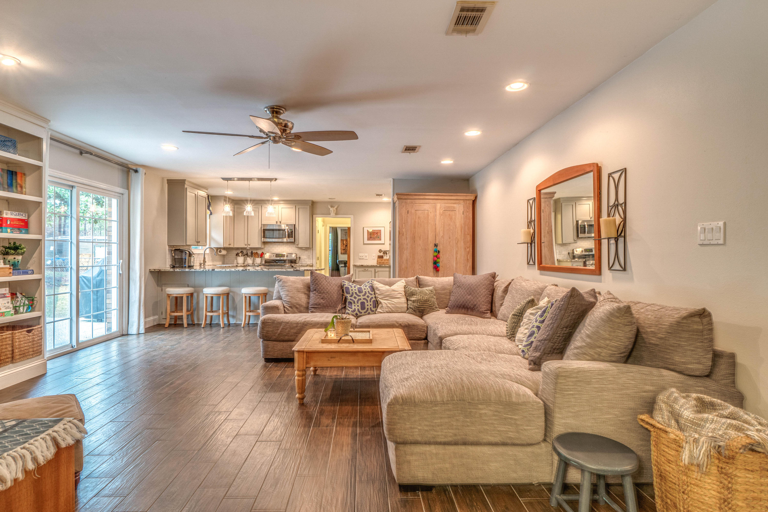 WHITE POINT ACRES - Residential