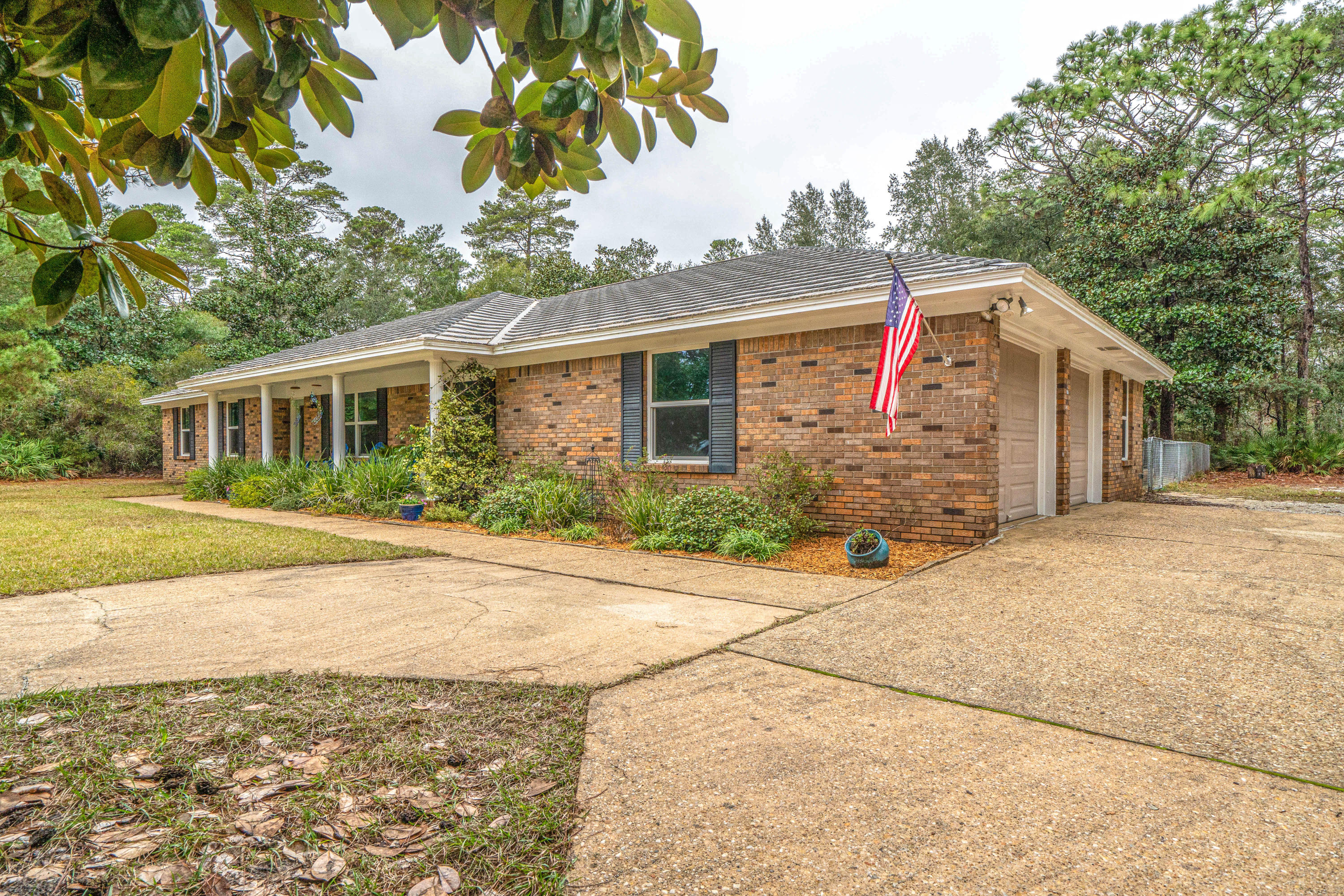 WHITE POINT ACRES - Residential