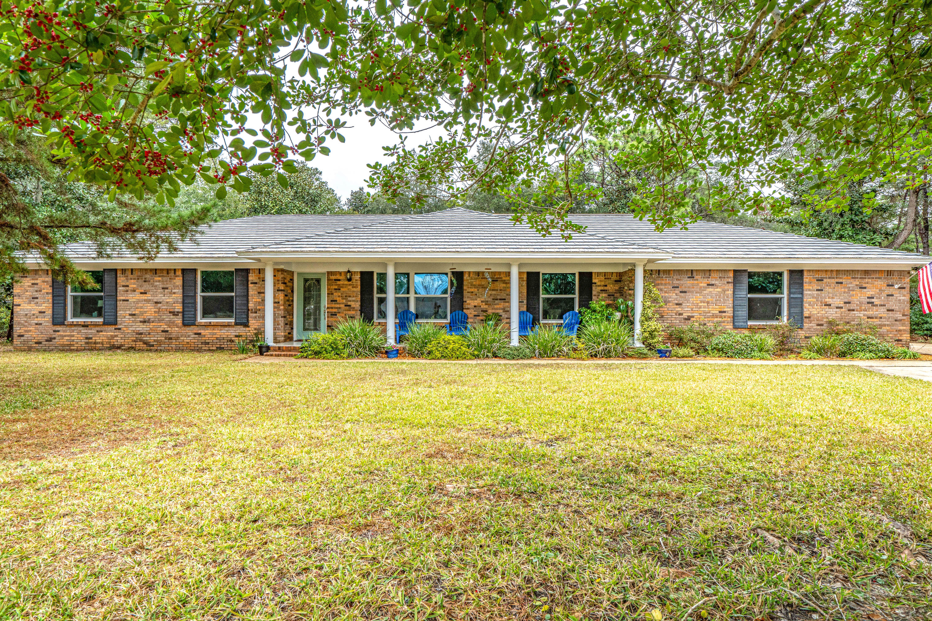 WHITE POINT ACRES - Residential