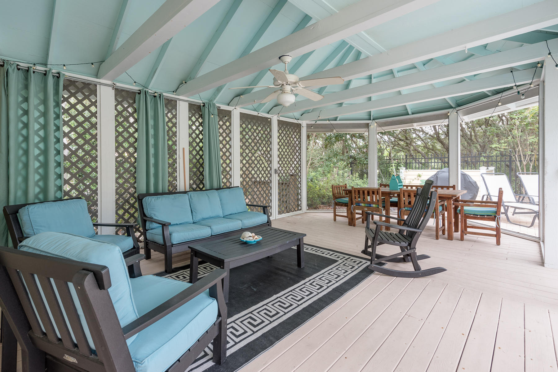 GULF SHORE MANOR - Residential