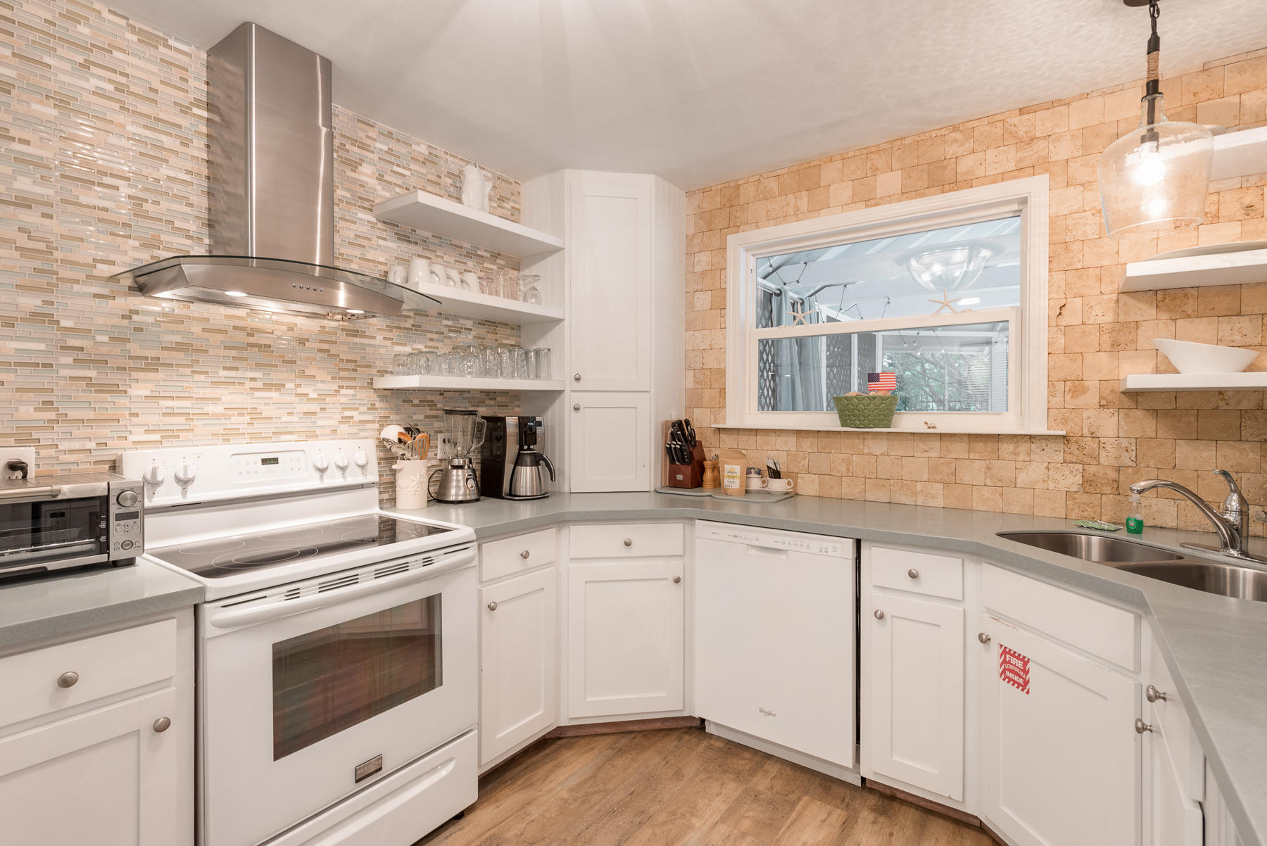 GULF SHORE MANOR - Residential