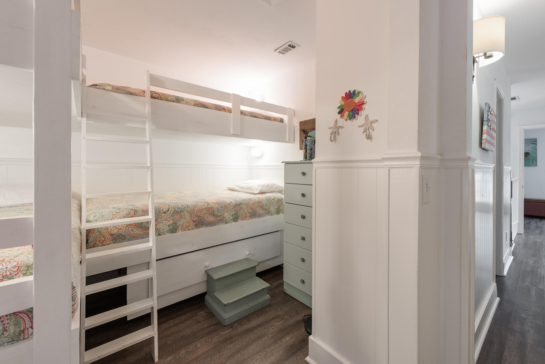 GULF SHORE MANOR - Residential