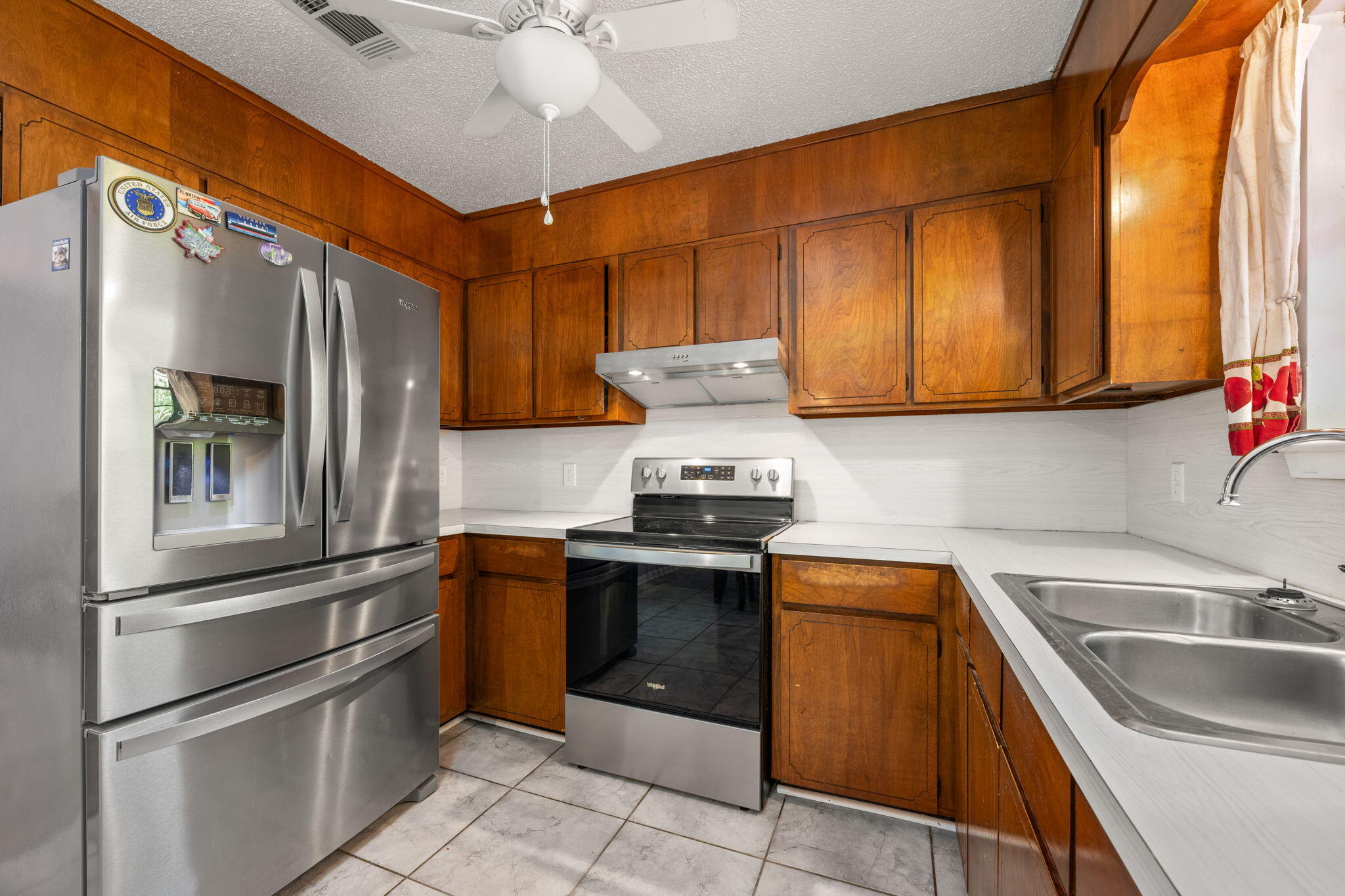LAKE JUNIPER ESTATES UNIT 3 - Residential