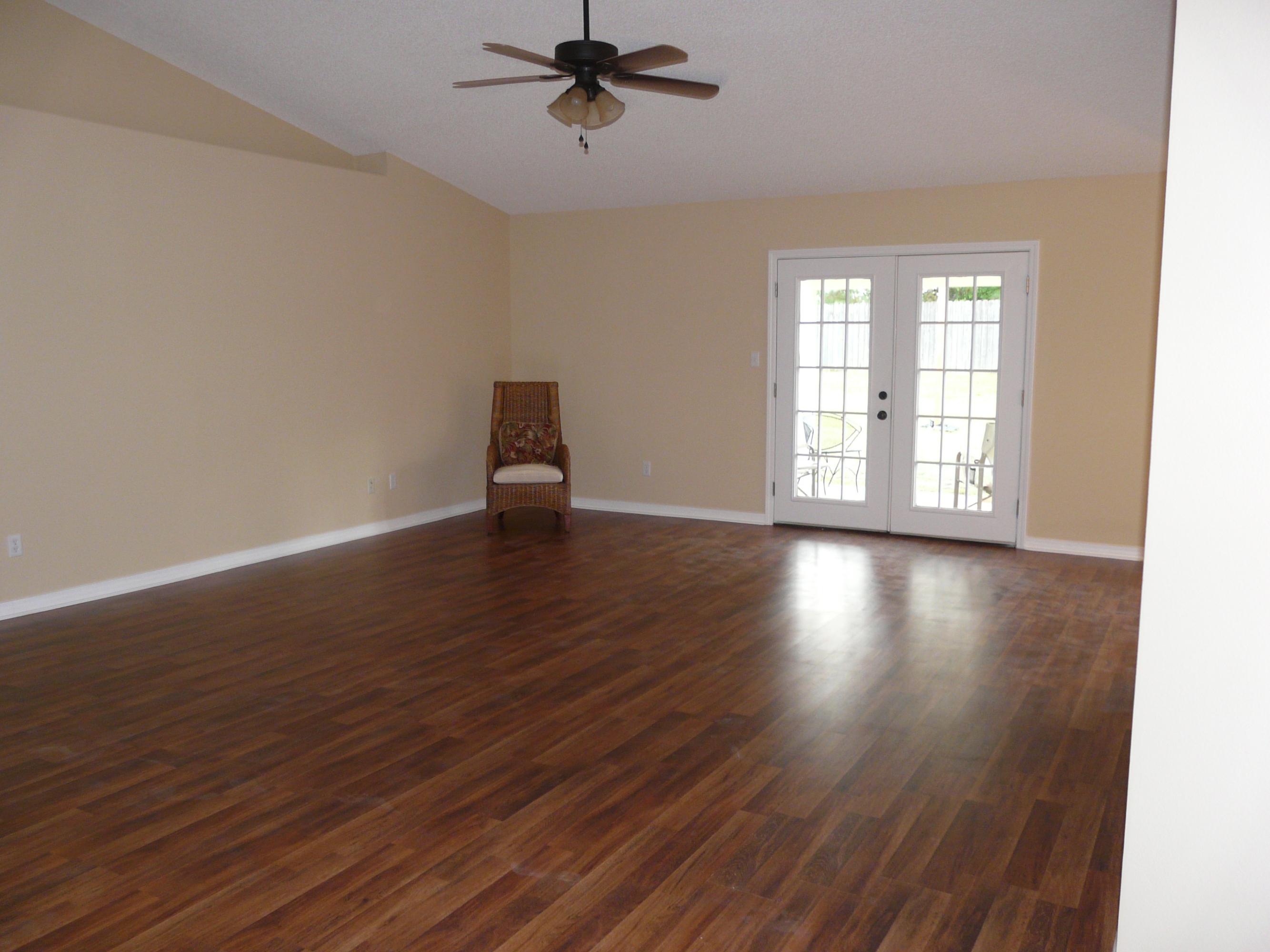 COUNTRYVIEW ESTATES 4TH ADDN - Residential