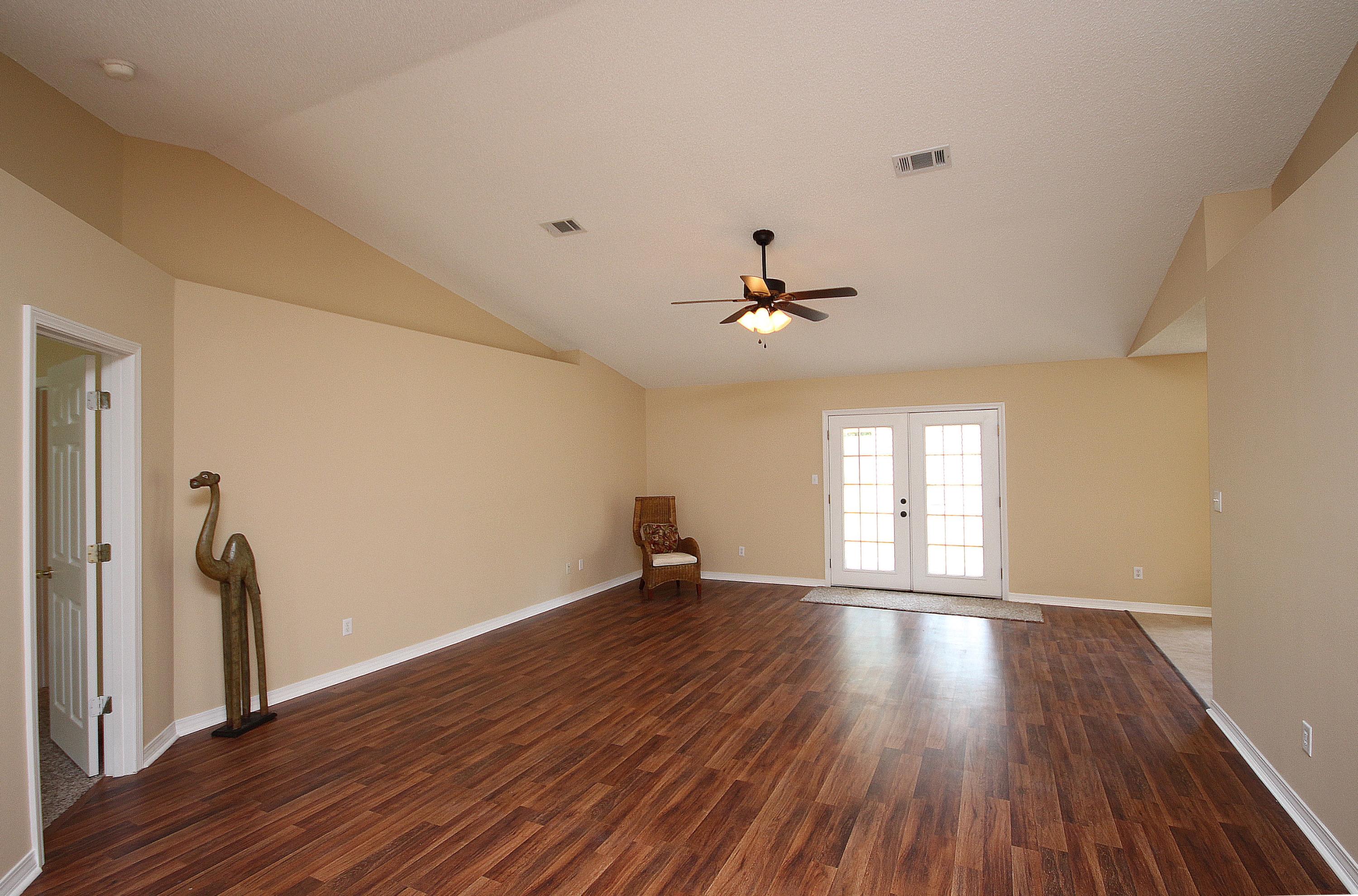 COUNTRYVIEW ESTATES 4TH ADDN - Residential