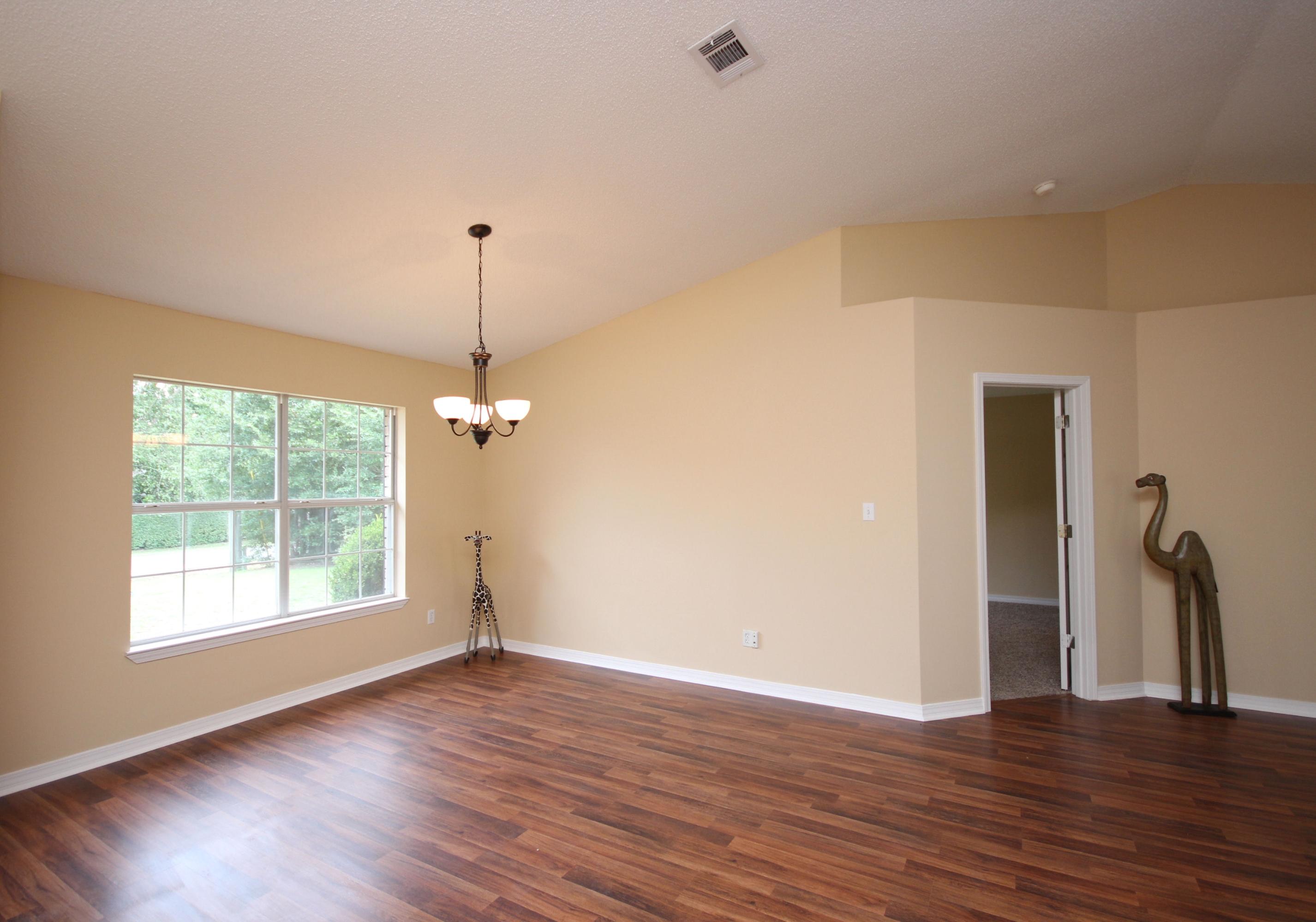 COUNTRYVIEW ESTATES 4TH ADDN - Residential