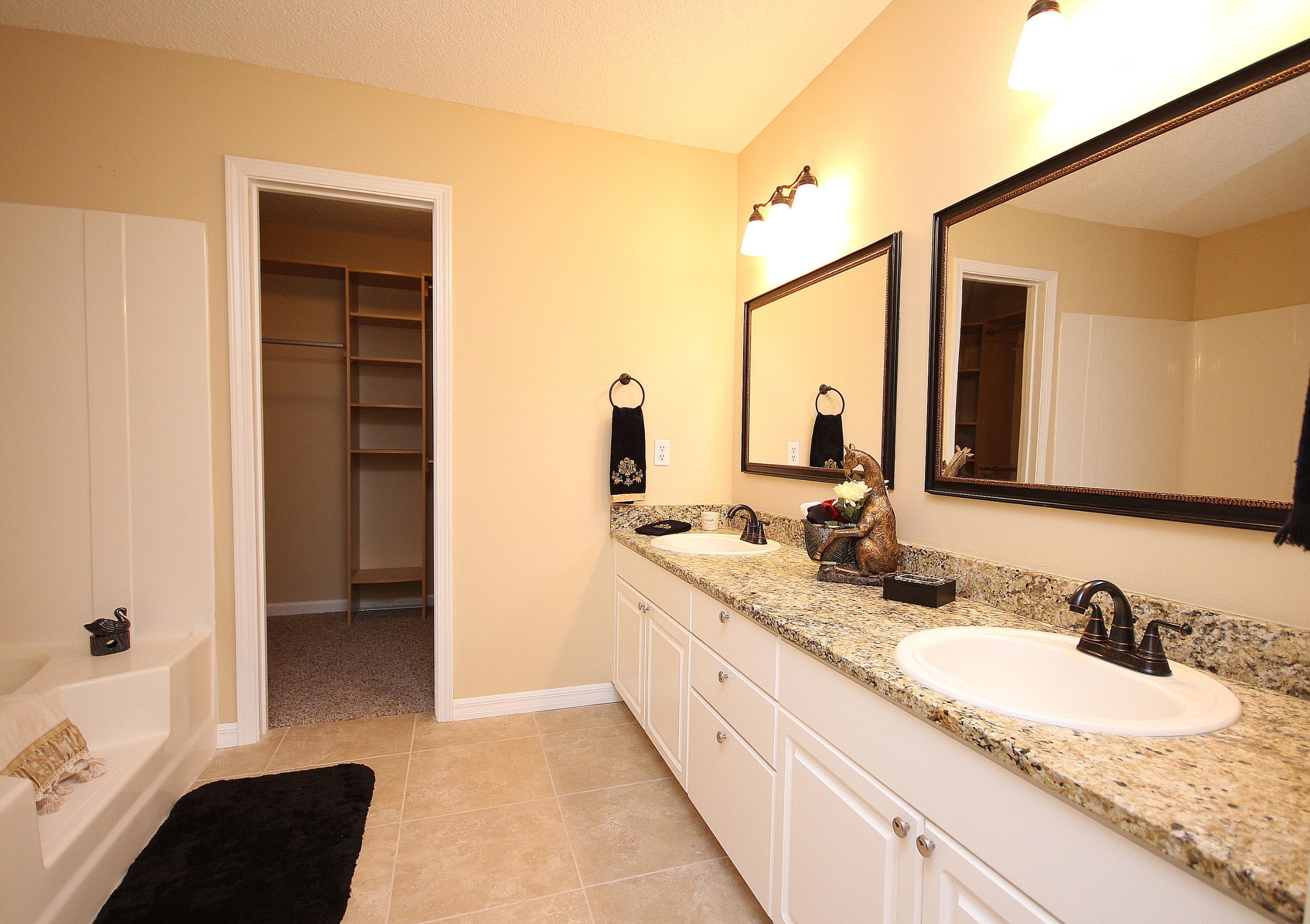 COUNTRYVIEW ESTATES 4TH ADDN - Residential