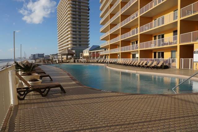 TREASURE ISLAND - Residential