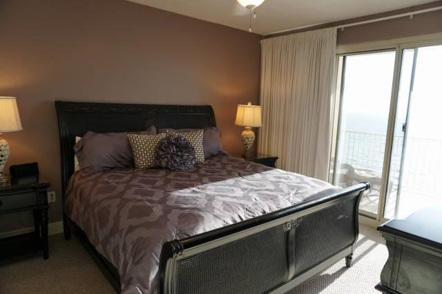 TREASURE ISLAND - Residential