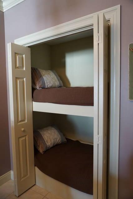 TREASURE ISLAND - Residential