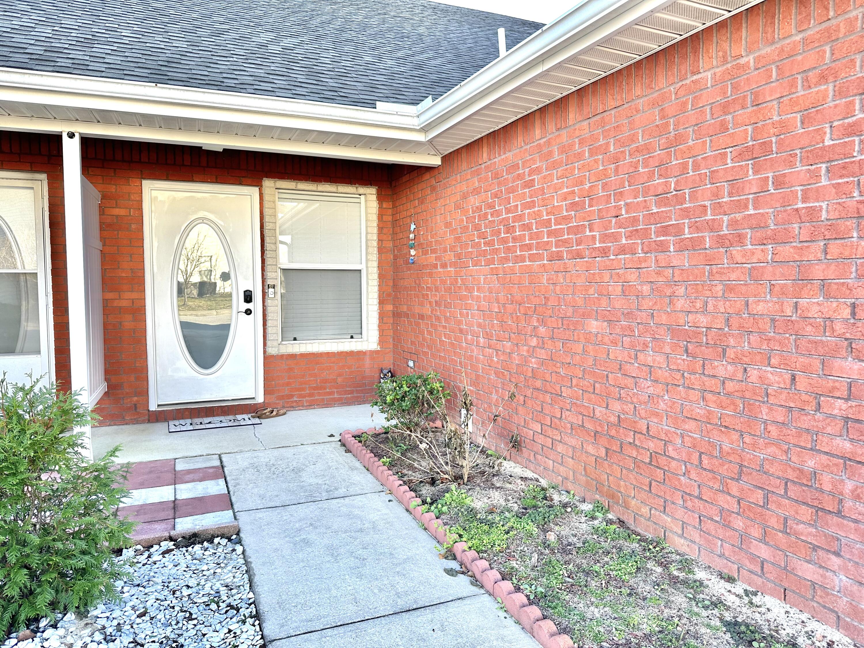 QUAIL LAKE - Residential