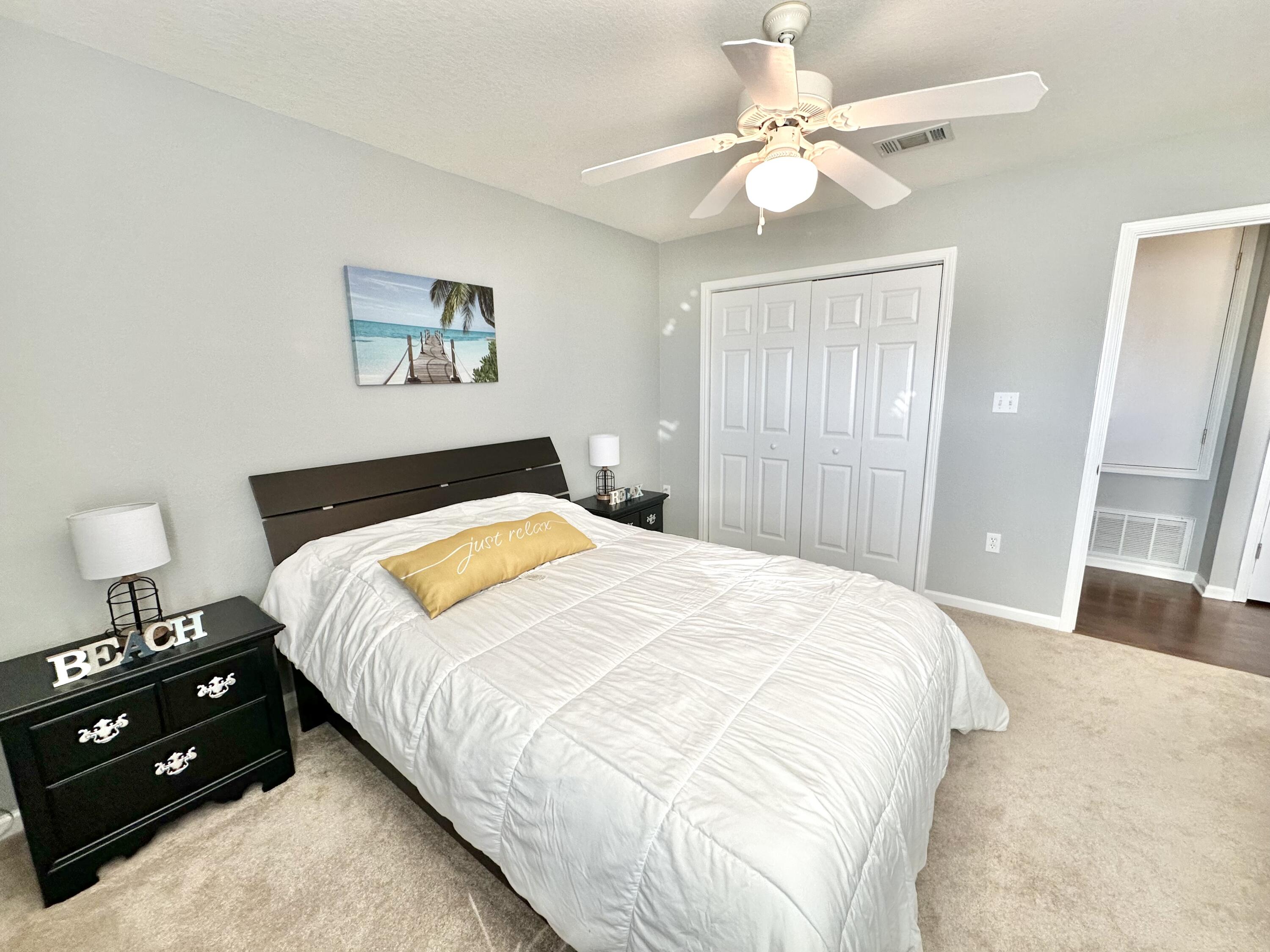 QUAIL LAKE - Residential