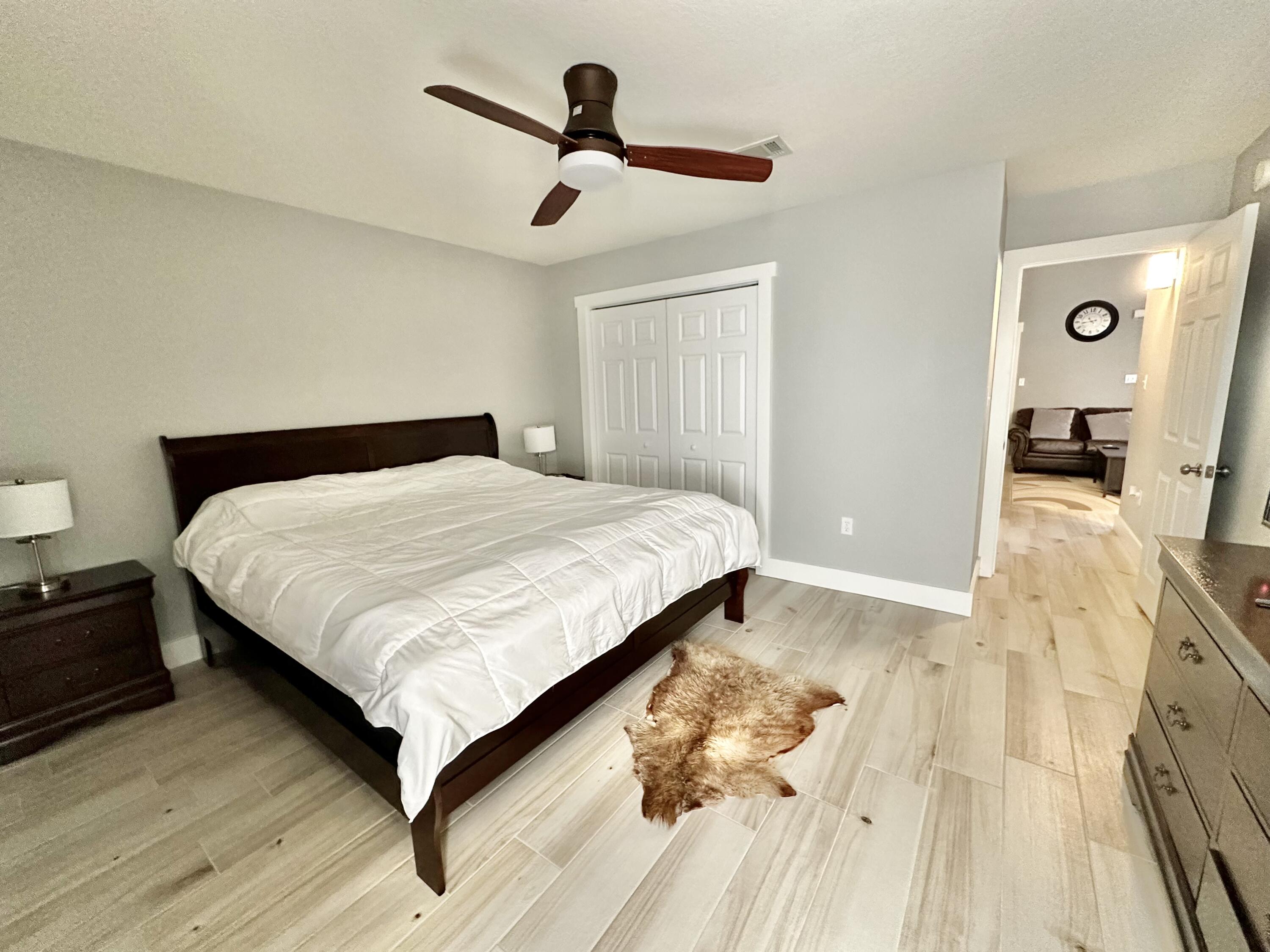 QUAIL LAKE - Residential