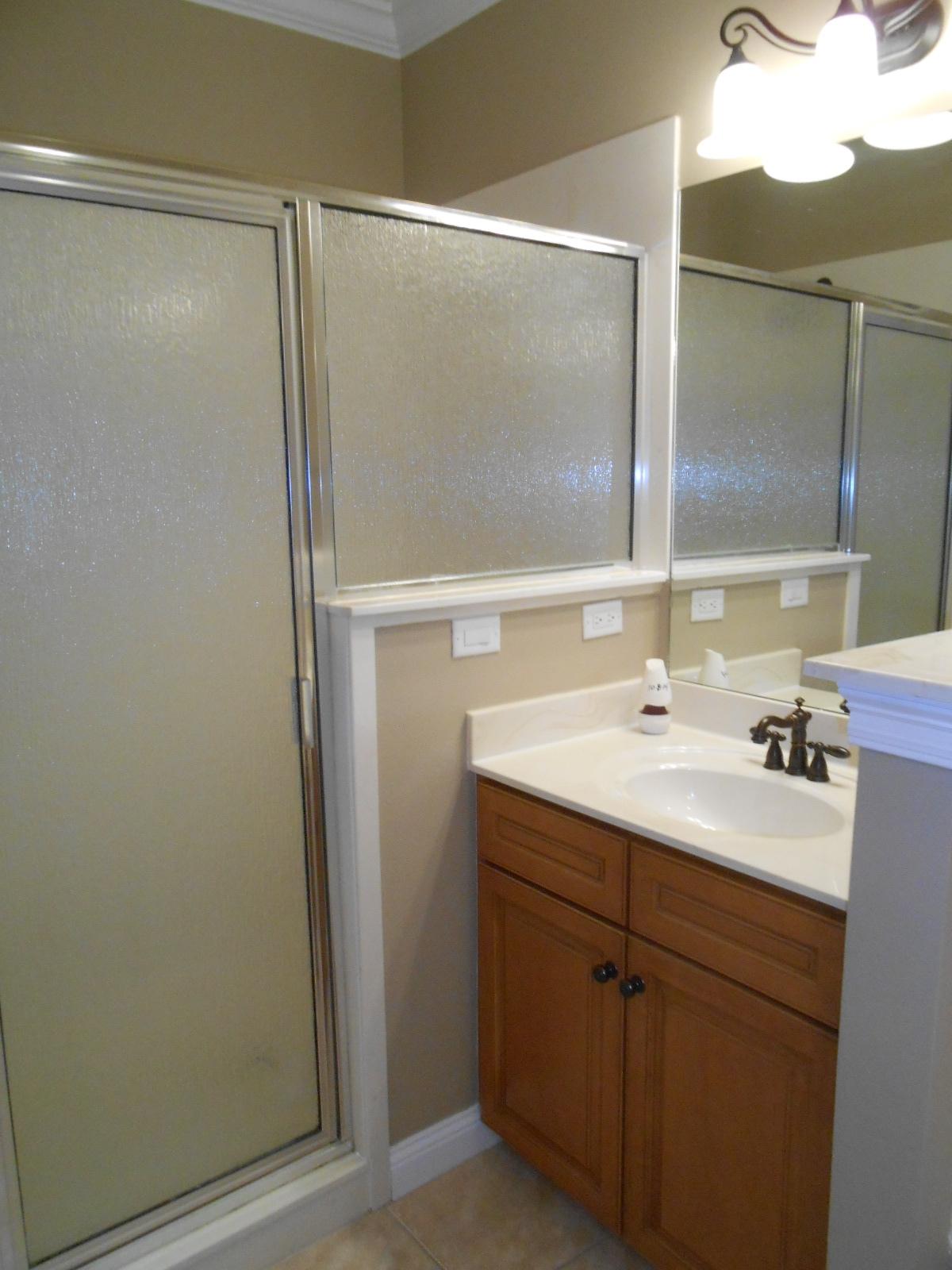 WALTON OAKS - Residential