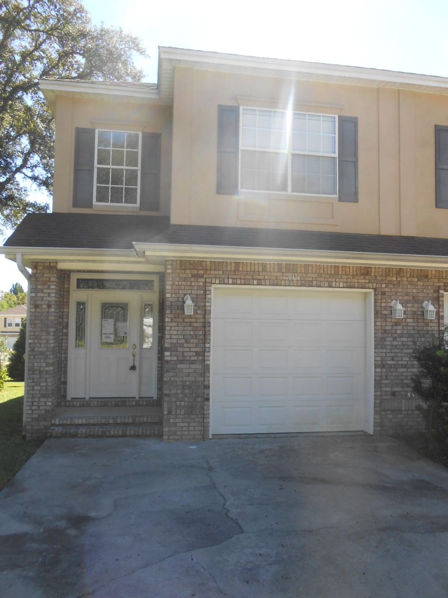 This Homepath Home offered by Fannie Mae, is move in ready. Home has been freshly painted and new carpet installed through out. Master bathroom offers his and her vanity, large garden tub and separate shower. Kitchen offers stainless steel appliances, breakfast bar, and living/dining area combo. This is an end unit just steps away from the gazebo. Call today for you private showing.