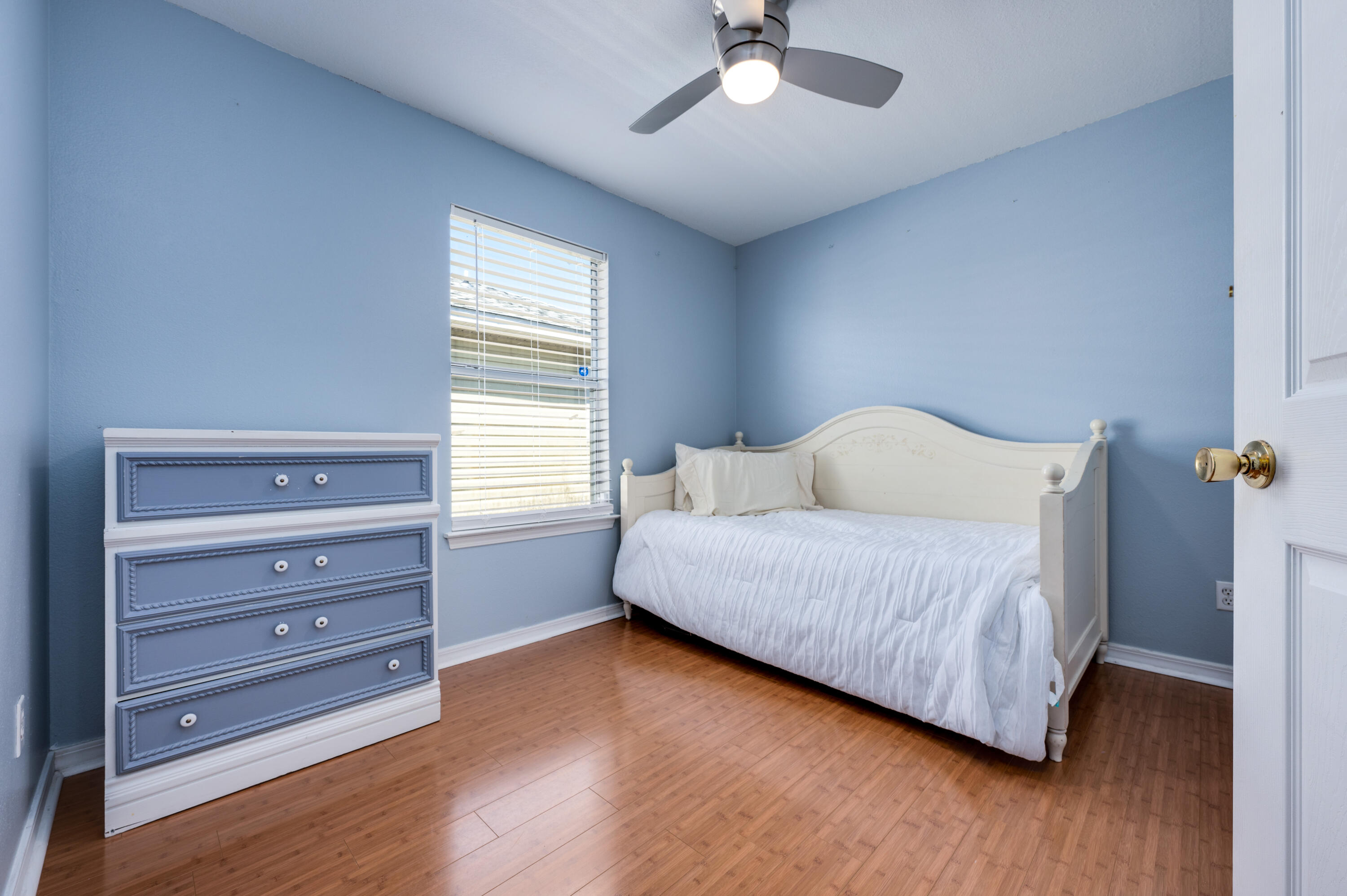 THE VINEYARDS - Residential