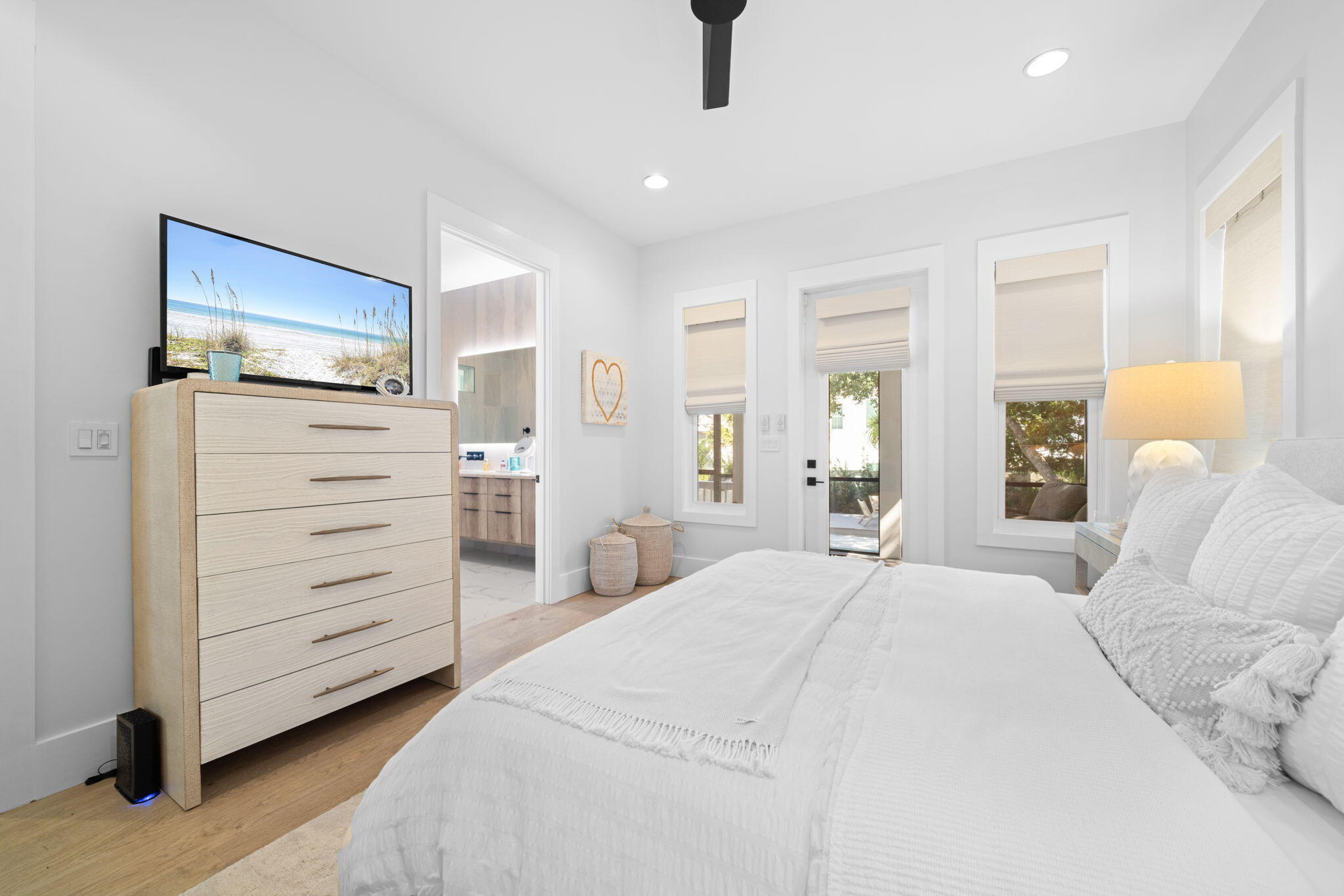 SEAGROVE 3RD ADDN - Residential