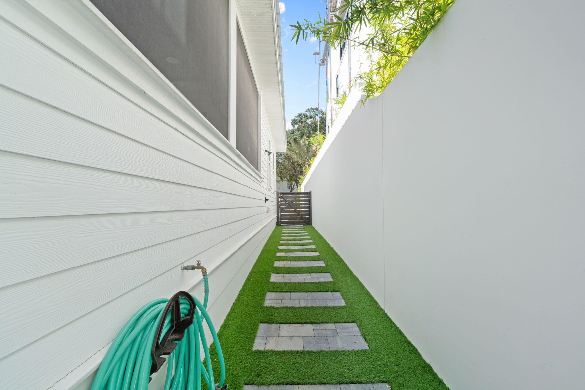 SEAGROVE 3RD ADDN - Residential