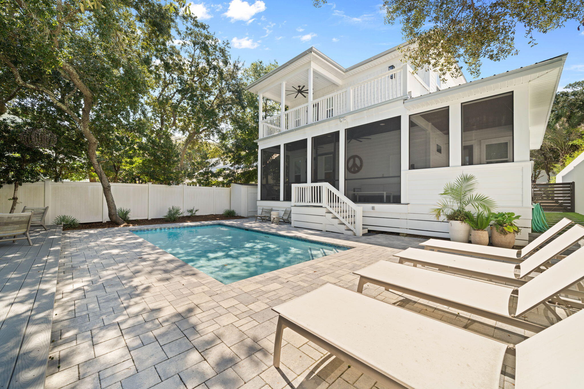 SEAGROVE 3RD ADDN - Residential