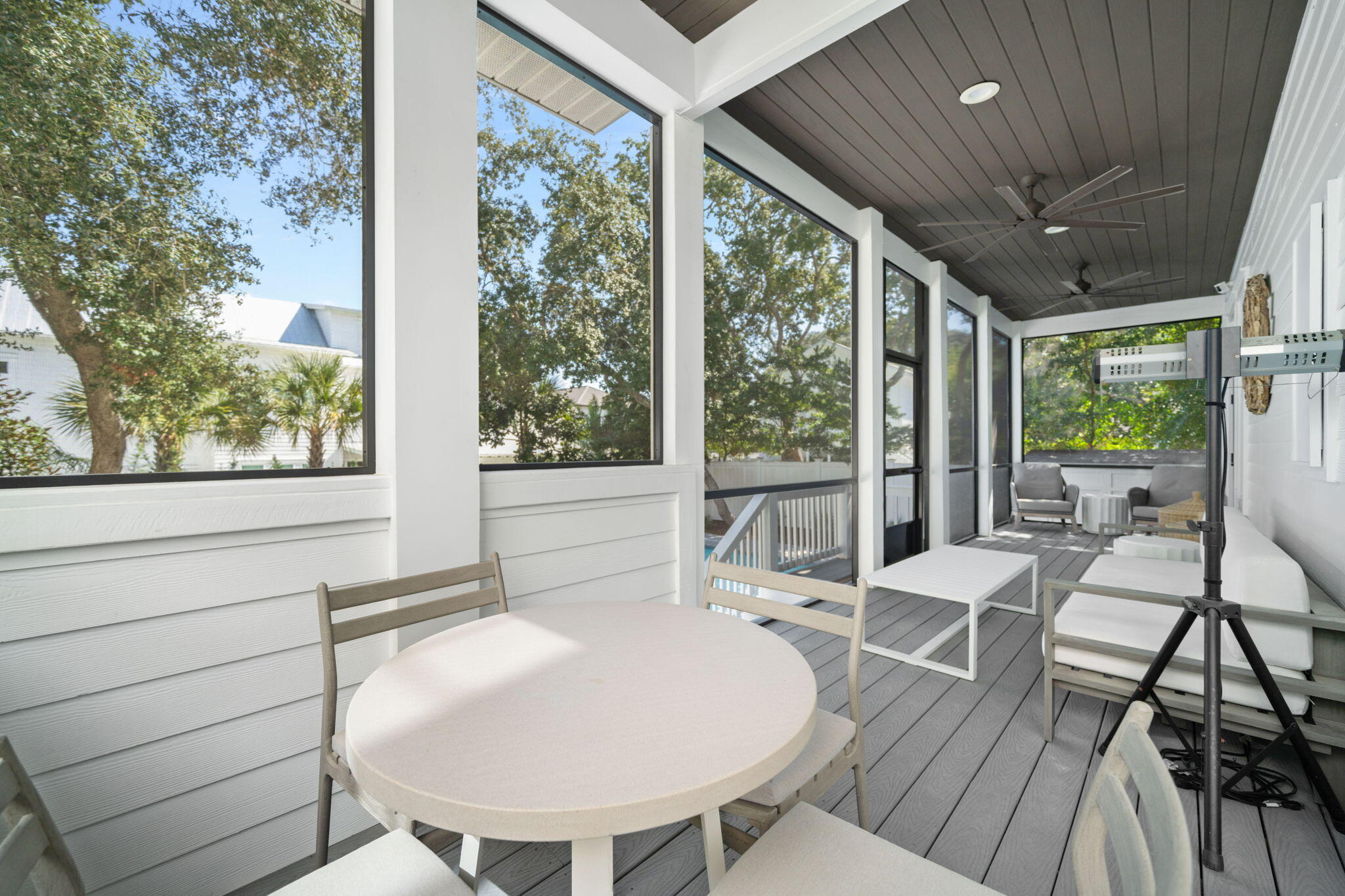 SEAGROVE 3RD ADDN - Residential