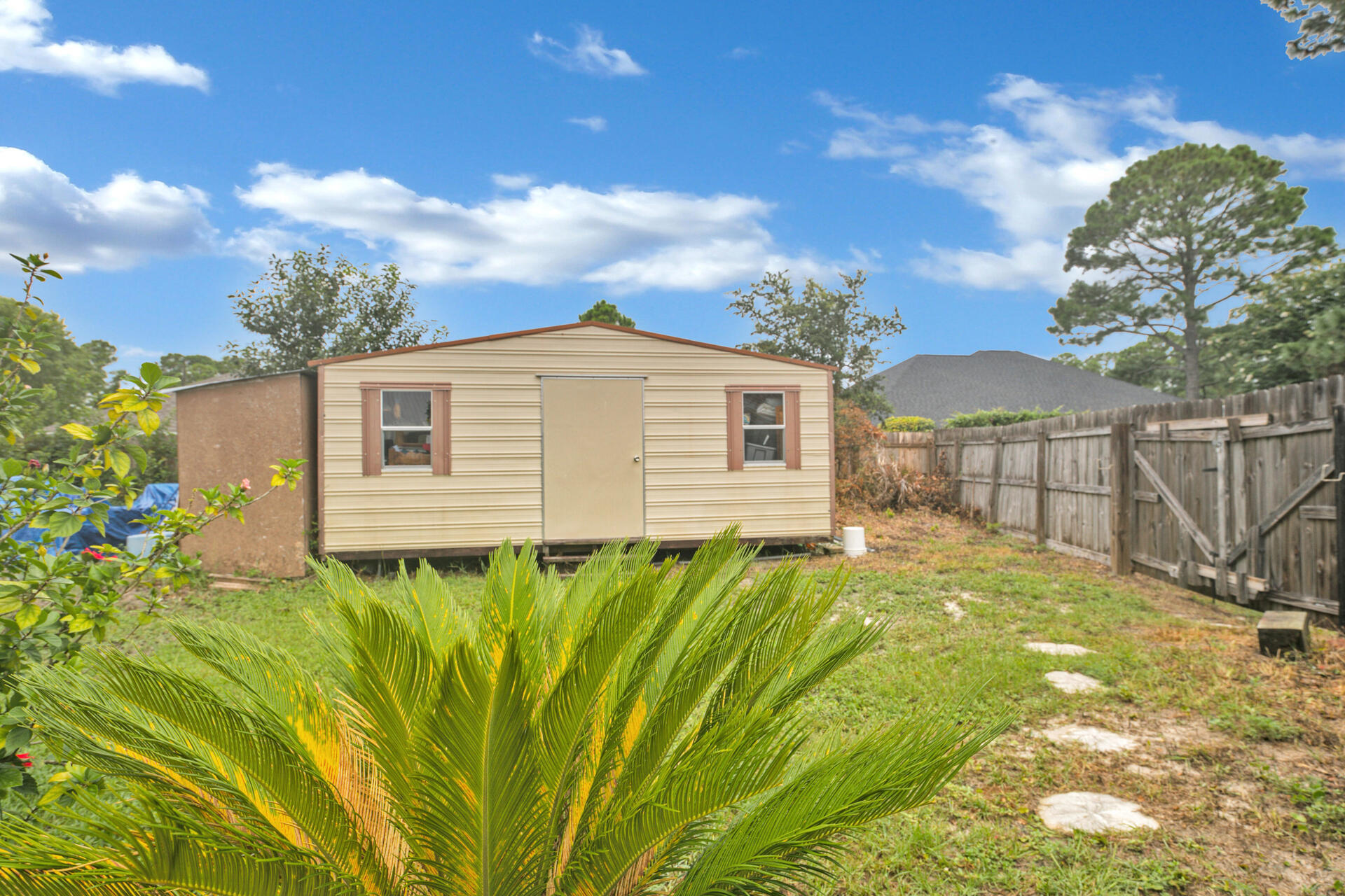 HOLIDAY SHORES ESTATES 3RD ADDN - Residential