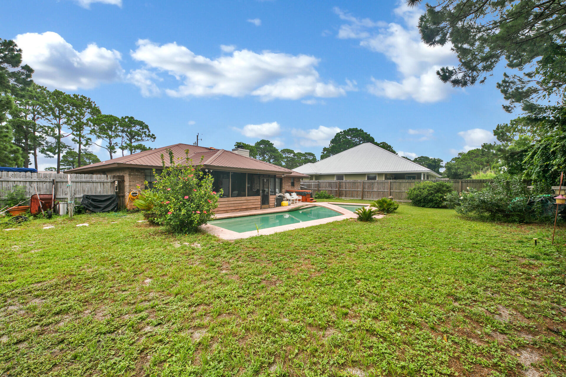 HOLIDAY SHORES ESTATES 3RD ADDN - Residential