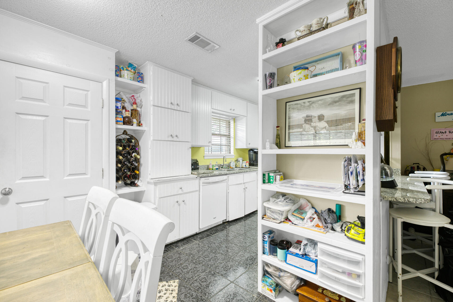 HOLIDAY SHORES ESTATES 3RD ADDN - Residential