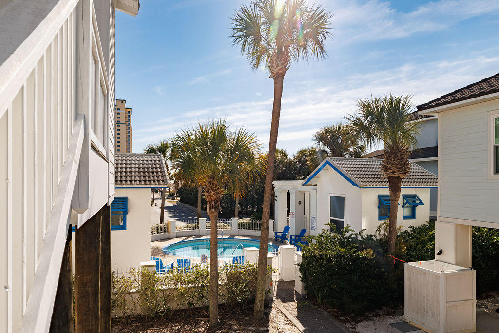 VILLAGE AT NAVARRE - Residential