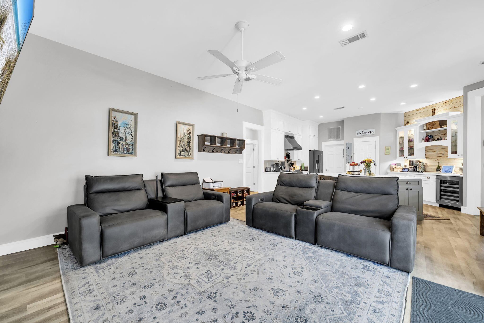 EMERALD BAY WEST - Residential