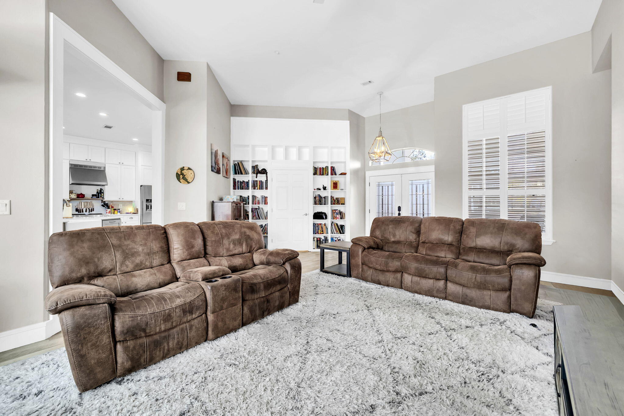 EMERALD BAY WEST - Residential