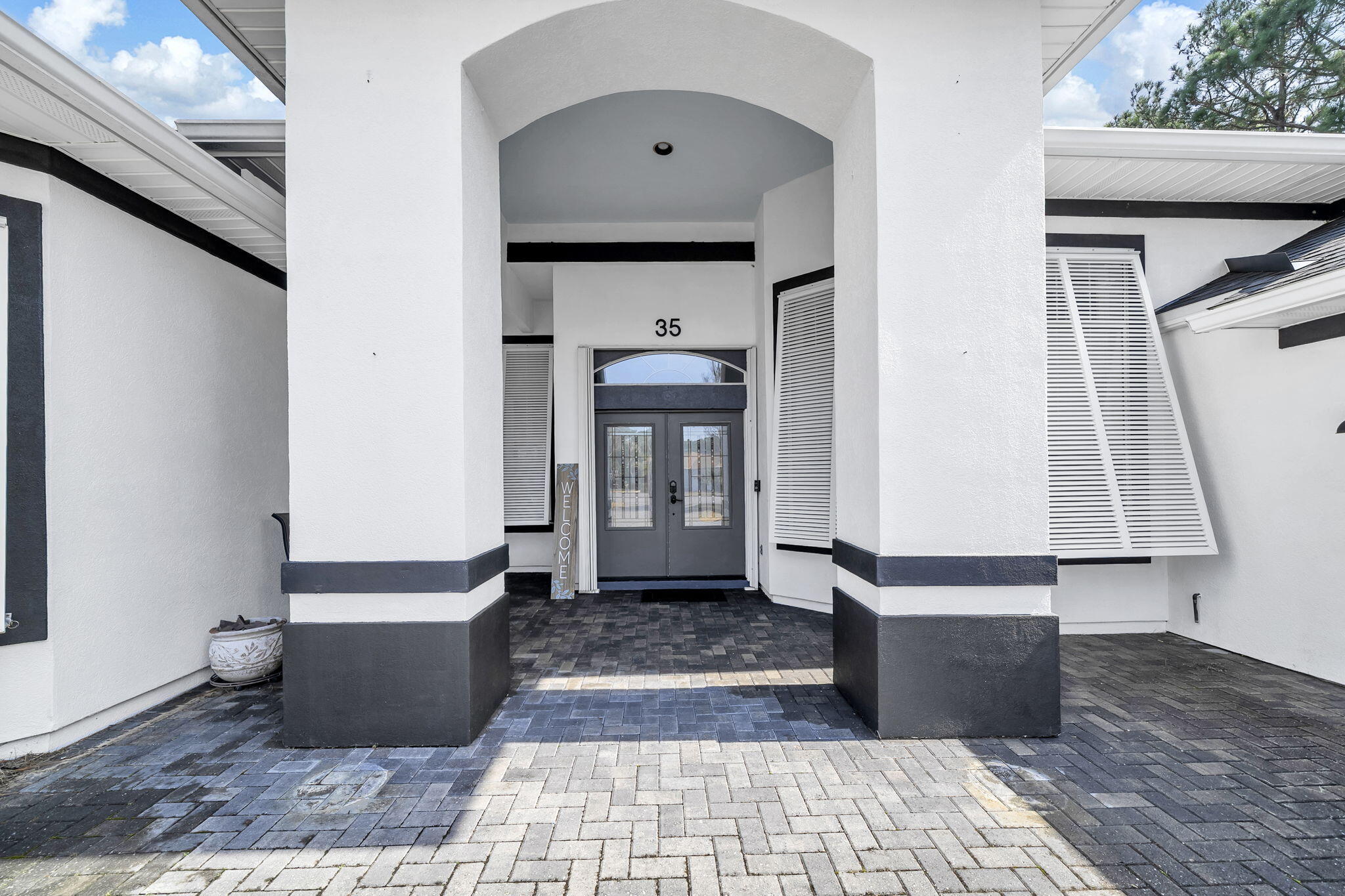 EMERALD BAY WEST - Residential