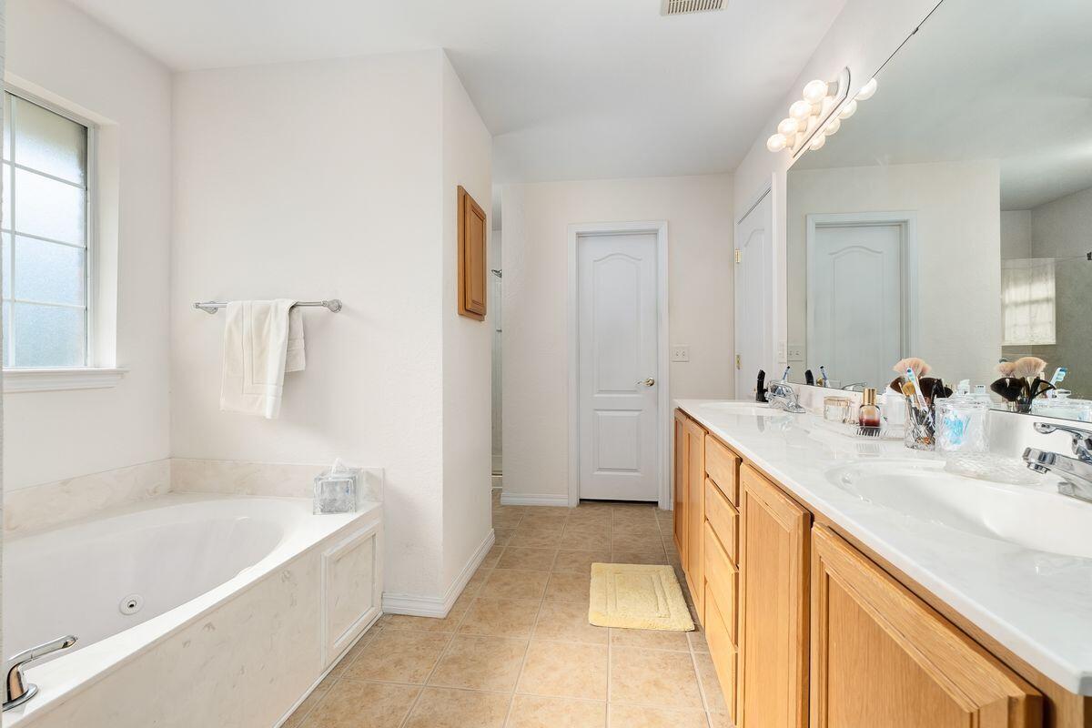 DRIFTWOOD ESTATES - Residential