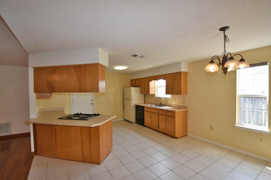 NORTHVIEW ESTATES 3RD ADDN - Residential