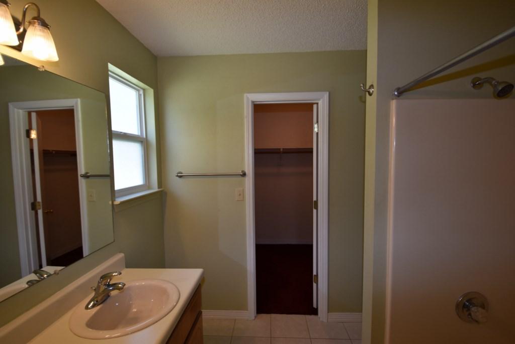 NORTHVIEW ESTATES 3RD ADDN - Residential