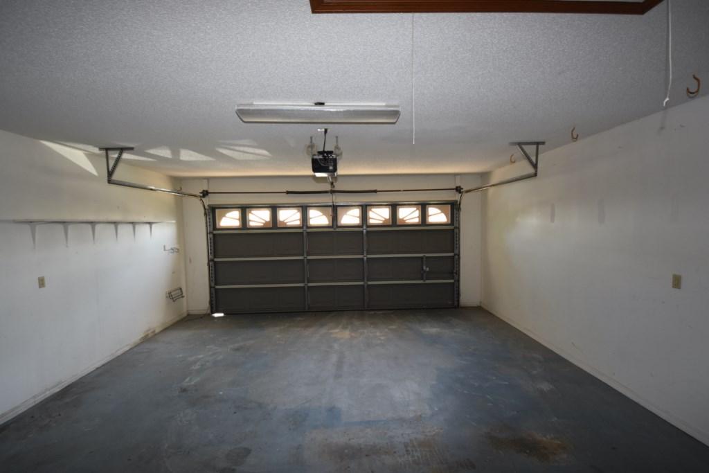 NORTHVIEW ESTATES 3RD ADDN - Residential