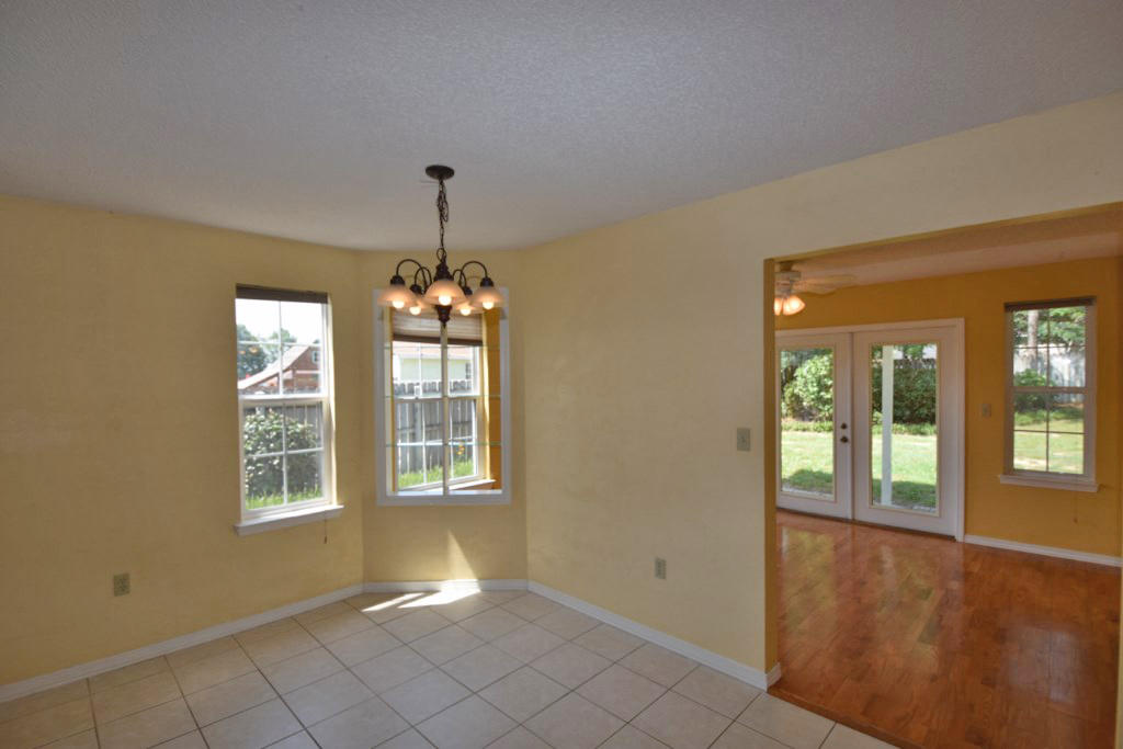 NORTHVIEW ESTATES 3RD ADDN - Residential