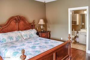 EMERALD BAY PH 1A - Residential Lease