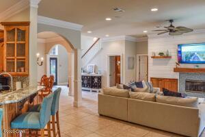 EMERALD BAY PH 1A - Residential Lease