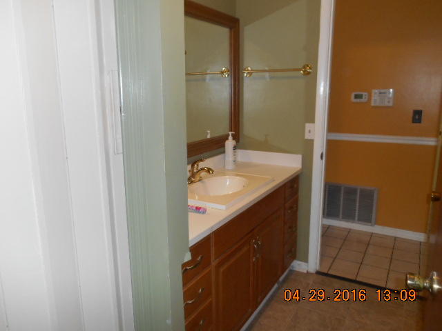 PORT DIXIE - Residential Lease