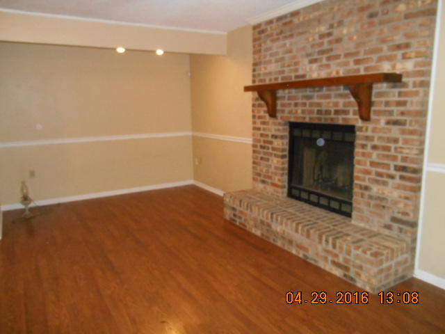 PORT DIXIE - Residential Lease