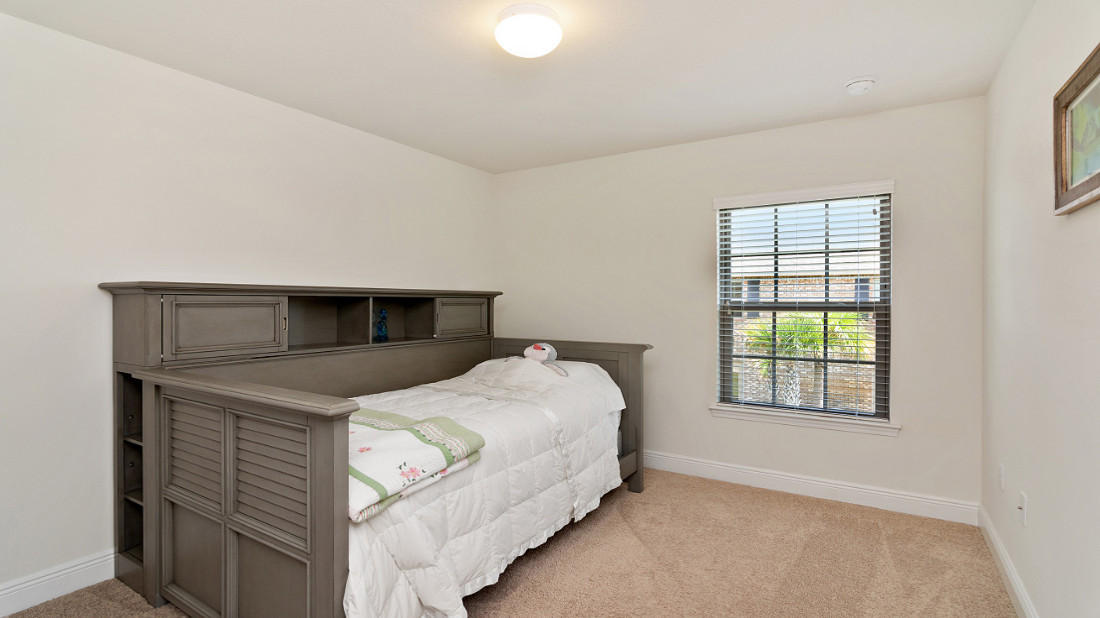 RESERVE POINTE - Residential