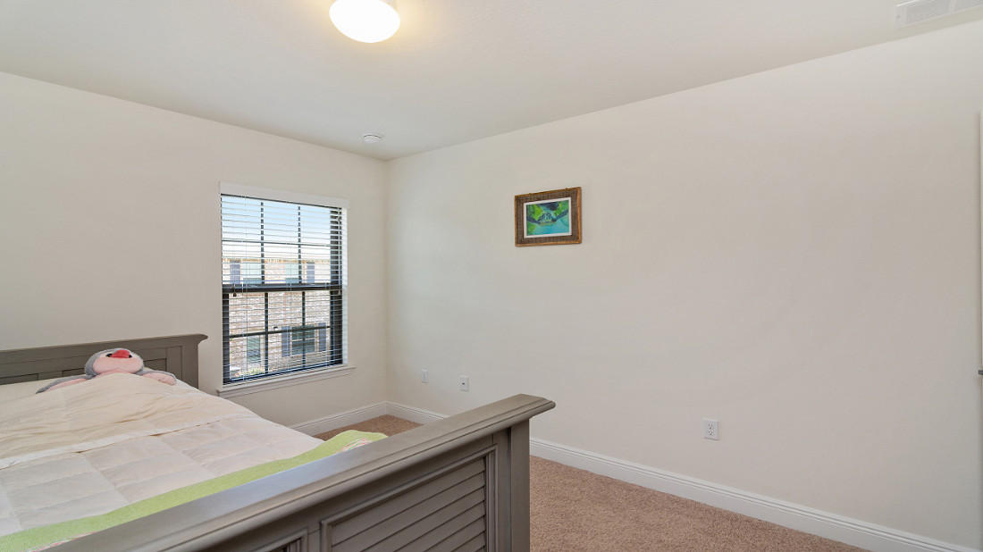 RESERVE POINTE - Residential