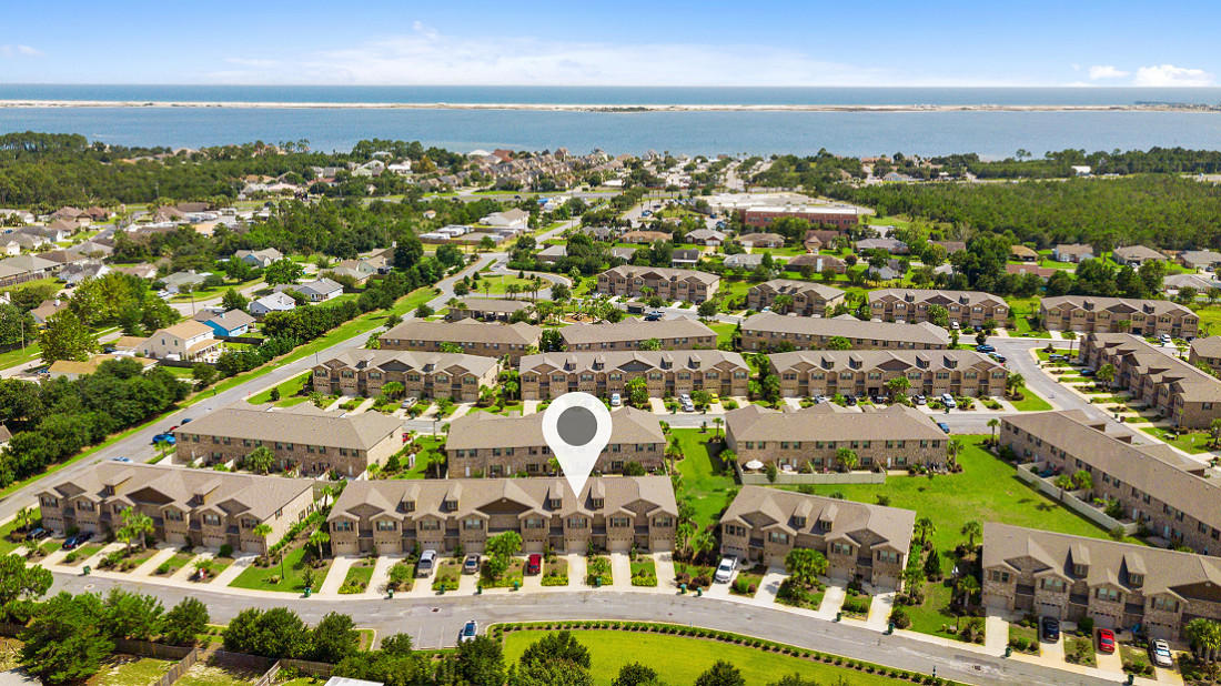 RESERVE POINTE - Residential