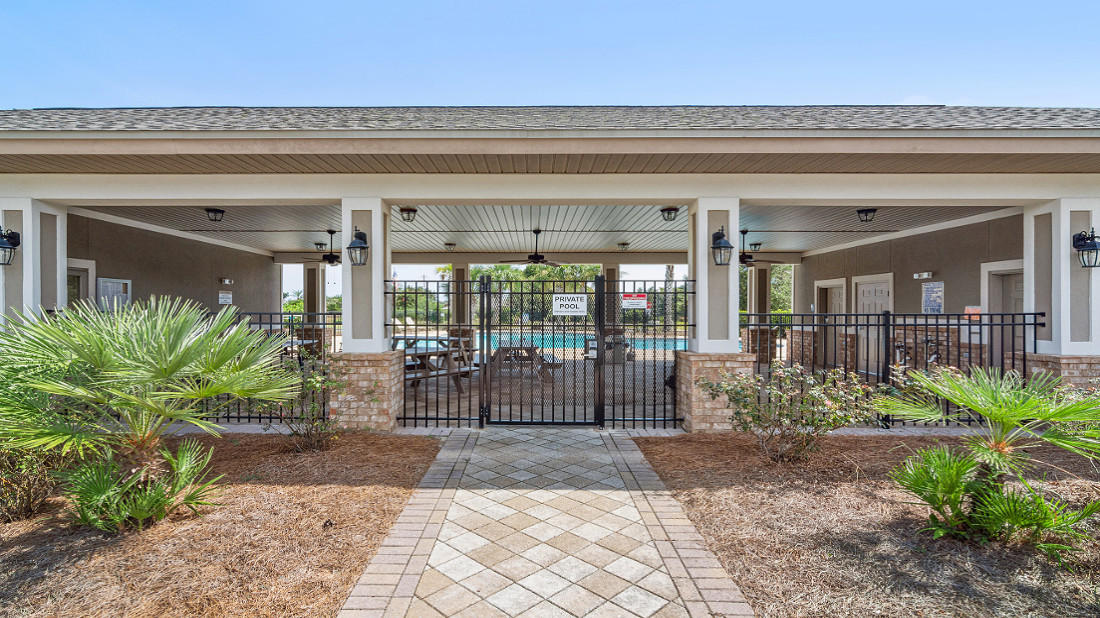 RESERVE POINTE - Residential