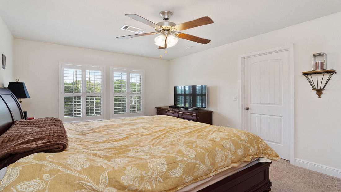 RESERVE POINTE - Residential