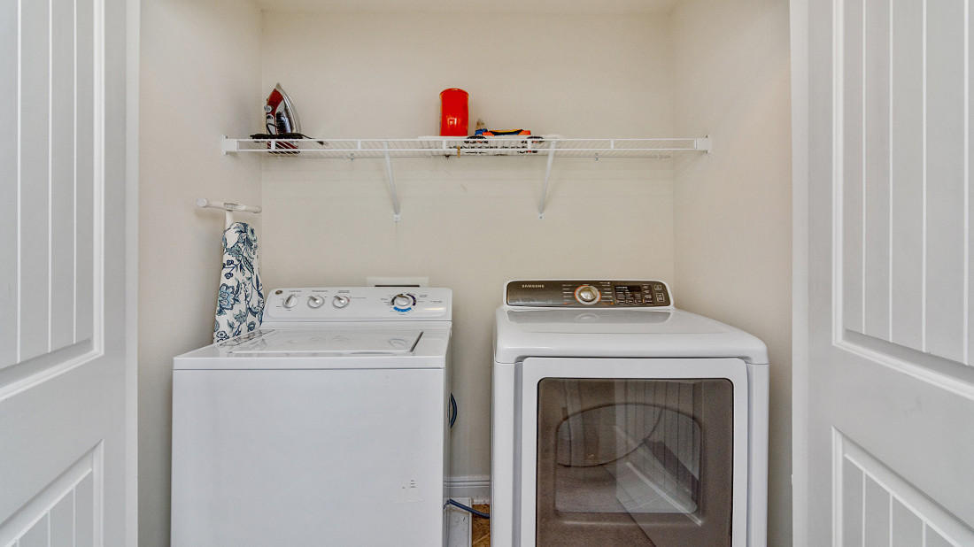 RESERVE POINTE - Residential