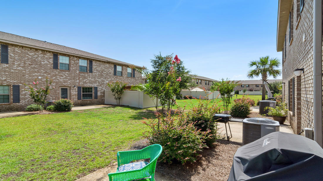 RESERVE POINTE - Residential