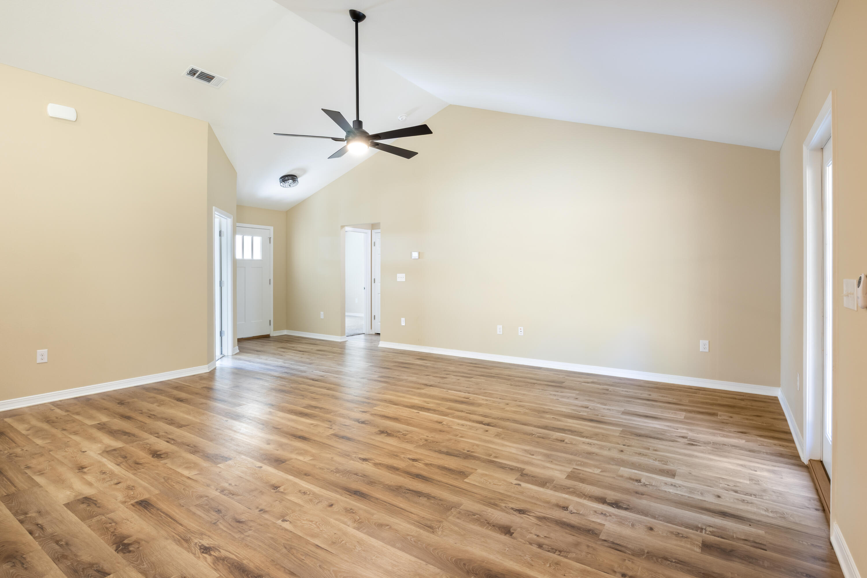 MORRIS ADDN TO CRESTVIEW - Residential