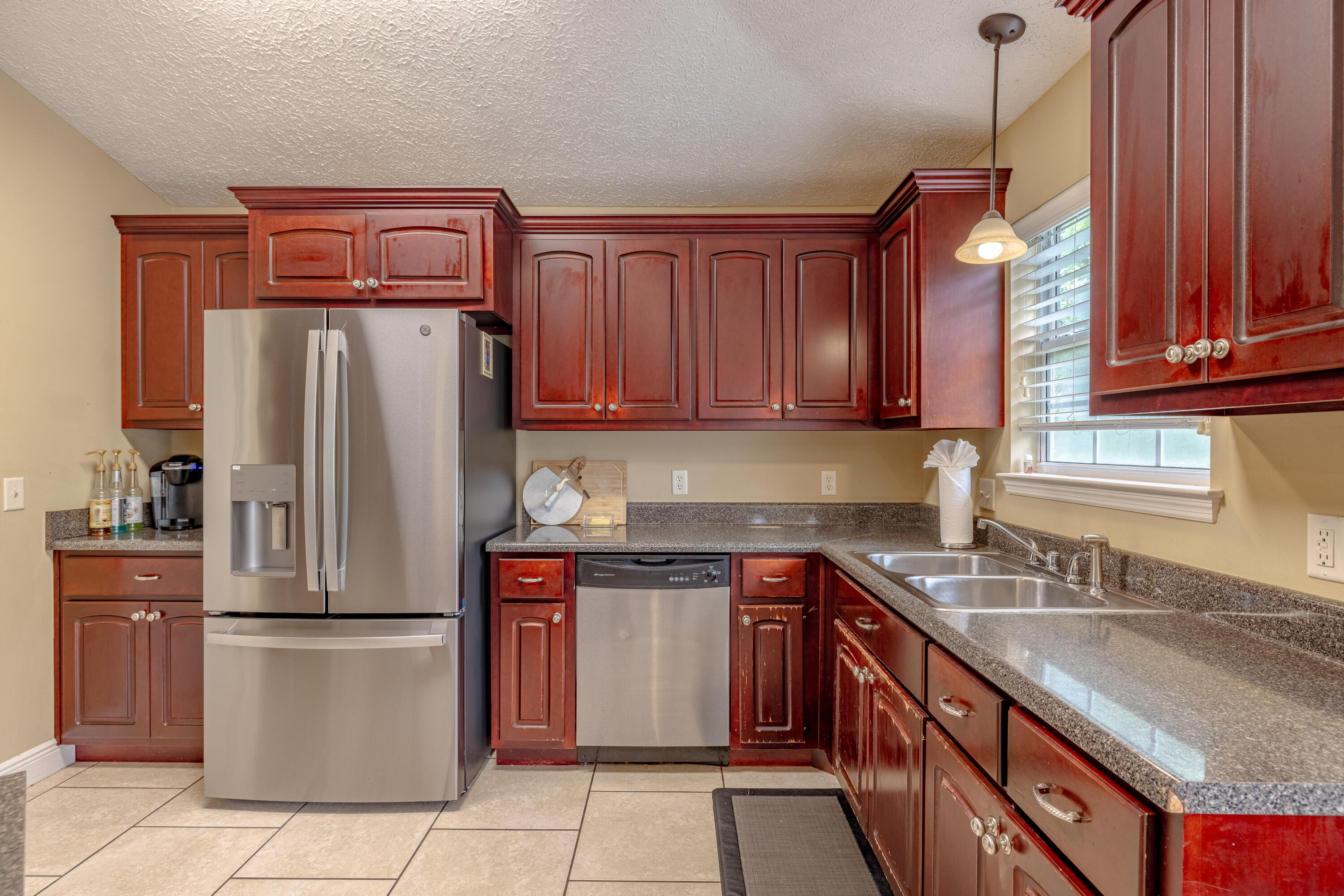 HARBOUR TOWNE - Residential